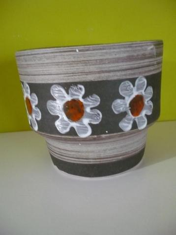Mooie vintage cache-pot / bloempot BFP Heffen beschikbaar voor biedingen