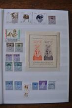Egyptische postzegels in een album (n91), Postzegels en Munten, Postzegels | Afrika, Egypte, Ophalen of Verzenden, Gestempeld