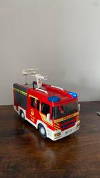 Ambulance, Hobby en Vrije tijd, Modelauto's | 1:50, Ophalen, Zo goed als nieuw, Bus of Vrachtwagen, Overige merken
