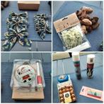 Decoratieve kerstartikelen/ballen/strikken/kaars/sneeuwspray, Diversen, Ophalen of Verzenden, Zo goed als nieuw