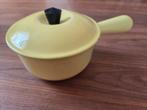 Le creuset 1956 sauspan 14 cm, Huis en Inrichting, Keuken | Potten en Pannen, Ophalen of Verzenden, Gebruikt, Gietijzer