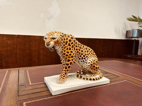 Porseleinen Sculptuur Luipaard van Arthur Storch, Antiek en Kunst, Antiek | Kantoor en Zakelijk, Ophalen of Verzenden