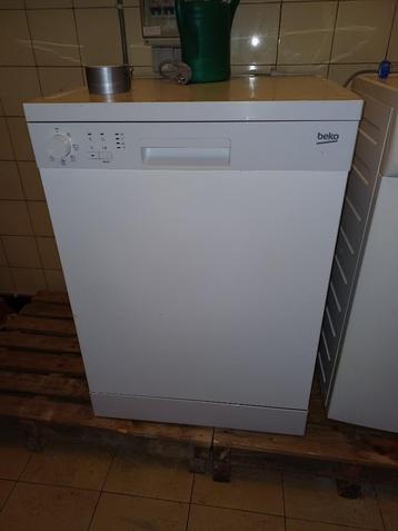 vaatwasmachine BEKO beschikbaar voor biedingen