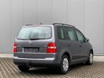 Volkswagen Touran 1.9 TDi 5-Zit Cruise Navigatie Airco, Te koop, Zilver of Grijs, Monovolume, 5 deurs