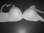 soutien-gorge taille 85B blanc neuf