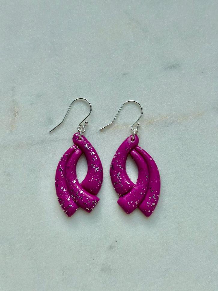 Zelfgemaakte oorbellen, Handtassen en Accessoires, Oorbellen, Nieuw, Hangers, Zilver, Paars, Ophalen of Verzenden