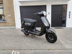 A klasse scooter koopje!, Fietsen en Brommers, Ophalen, Zo goed als nieuw