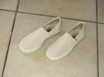 Een paar beige instappers, maat 37, NIEUW, Ophalen, Nieuw, Instappers, Beige