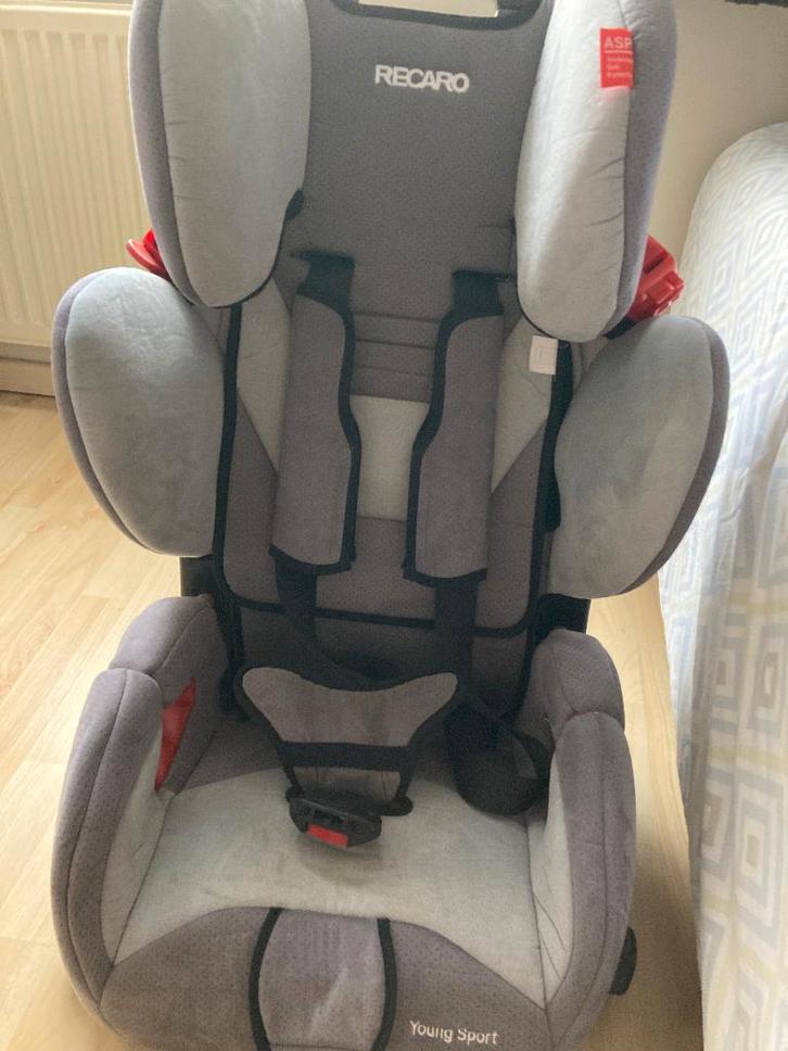 1 autostoelen Recaro 60 euro en 1 autozit maxi cosi 20 euro, Enfants & Bébés, Sièges auto, Comme neuf, Autres marques, 0 à 18 kg