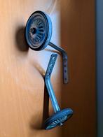 Steunwieltjes, Ophalen