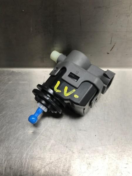 KOPLAMPMOTOR Nissan NV 200 (M20M) (01-2010/-) (26056AU300), Auto-onderdelen, Overige Auto-onderdelen, Nissan, Gebruikt