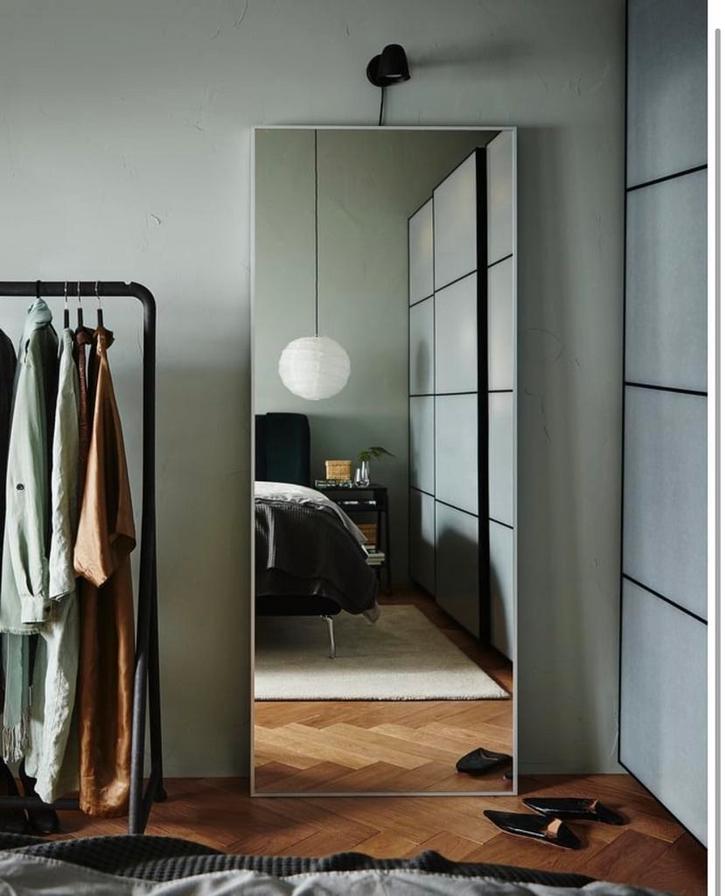 Grote spiegel (GERESERVEERD) – IKEA HOVET, Huis en Inrichting, Woonaccessoires | Spiegels, Zo goed als nieuw, Ophalen