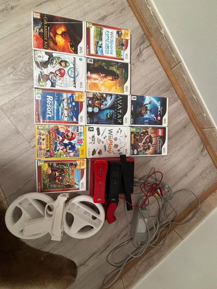 Nintendo Wii + 10 topgames + accessoires, Games en Spelcomputers, Spelcomputers | Nintendo Wii, Zo goed als nieuw, Ophalen