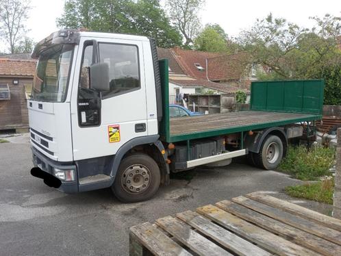 Camion Iveco Eurocargo 100E15 10 T 150cv 79050 Km, Autos, Camions, Particulier, Vitres électriques, USB, Rétroviseurs extérieur chauffants