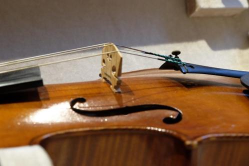 4/4 viool van Georges Heynberg, Muziek en Instrumenten, Strijkinstrumenten | Violen en Altviolen, Gebruikt, Viool, 4/4-viool, Met koffer