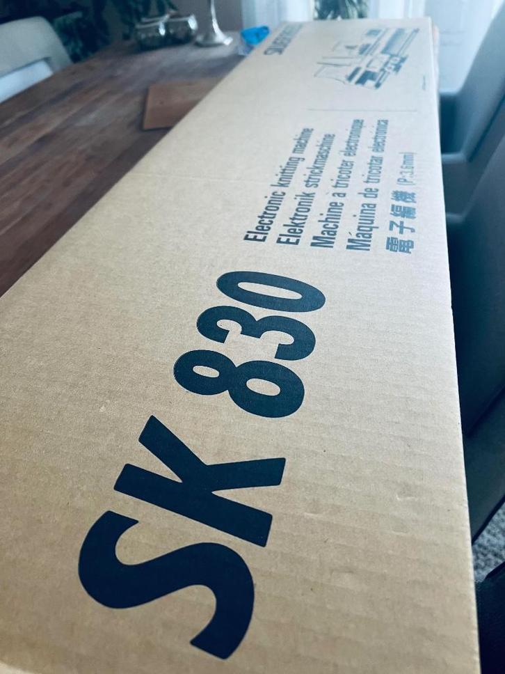 Breimachine Silver Reed SK830 met Dubbelbed FRP-70, Hobby en Vrije tijd, Breien en Haken, Zo goed als nieuw, Breien of Haken, Machine