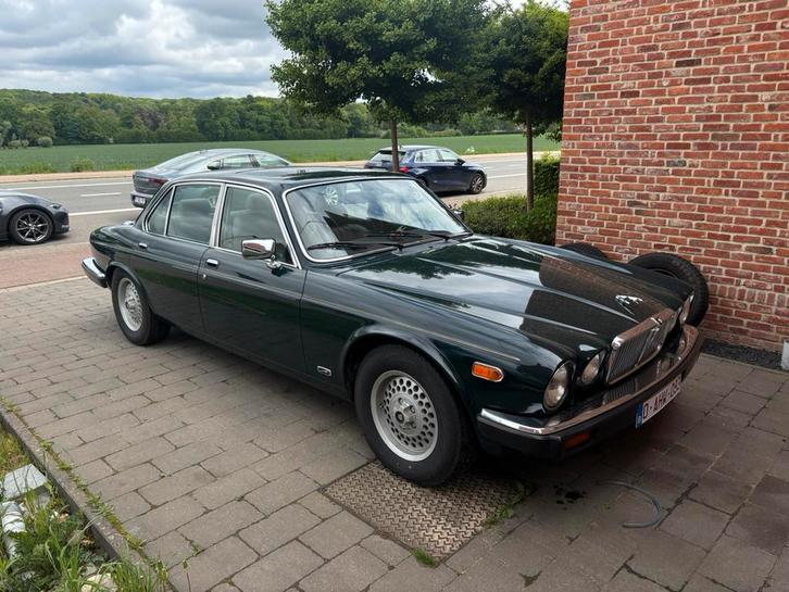 Jaguar XJ12 Sovereign, Autos, Jaguar, Particulier, Sovereign, Cruise Control, Essence, Berline, Automatique, Vert, Beige, Cuir