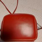 Schoudertasje, Enlèvement