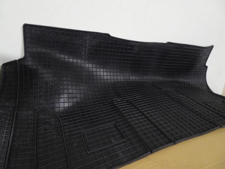 Automat vloermat rubber V-klasse Vklasse W447, Autos : Pièces & Accessoires, Habitacle & Garnissage, Mercedes-Benz, Neuf, Enlèvement
