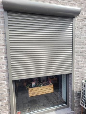 Vos Volets a prix usine beschikbaar voor biedingen