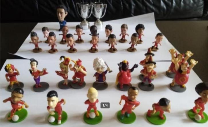 Rode duivels: boeken met kaarten / stickers, popjes, glazen, Verzamelen, Sportartikelen en Voetbal, Gebruikt, Boek of Tijdschrift