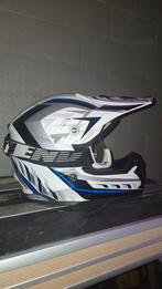 crosshelm, Motoren, Ophalen