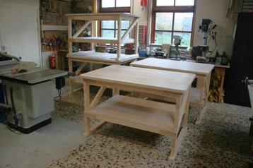 Stevige houten Werkbanken – werktafels - inpaktafel - tafels