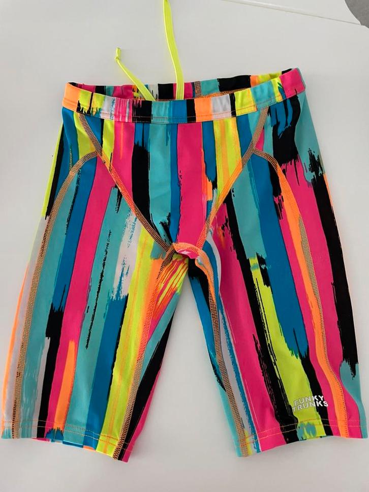 Funky trunks zwembroek maat 128, Kinderen en Baby's, Kinderkleding | Kinder-zwemkleding, Zo goed als nieuw, Zwembroek, Maat 128