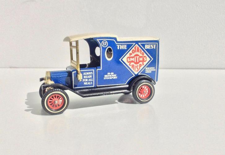 Matchbox 1912 Ford Model T – Smith's Crisps 1:35, Hobby en Vrije tijd, Modelauto's | 1:43, Gebruikt, Bus of Vrachtwagen, Matchbox