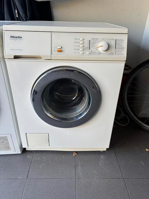 Miele Novotronic W963 Wasmachine, Elektronische apparatuur, Wasmachines, Gebruikt, Voorlader, 4 tot 6 kg, 85 tot 90 cm, 1200 tot 1600 toeren