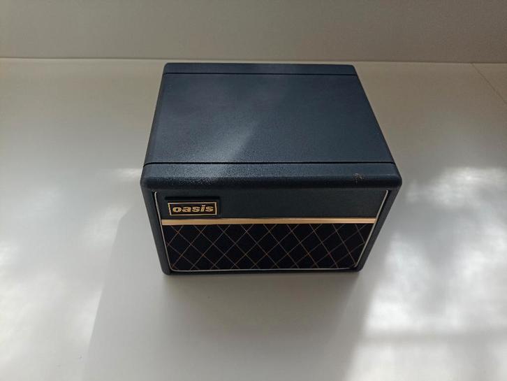 Oasis Vox amplifier box set (ultra rare, slechts 100 stuks), Verzamelen, Overige Verzamelen, Nieuw, Ophalen of Verzenden