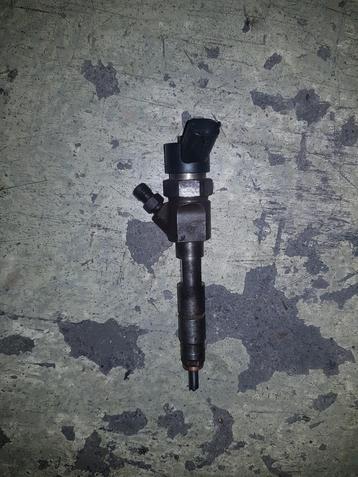 Injecteur Renault Trafic 1.9 DCI 16V 0445110146