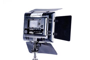 Yongnuo YN300 II LED-projector + NP-F970-batterij beschikbaar voor biedingen