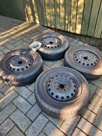 Pneus d'hiver + jante Toyota Yaris, Autos : Pièces & Accessoires, Enlèvement, Pneus hiver, Jante(s)