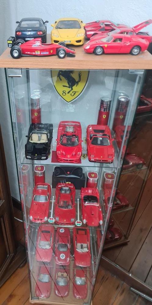 Lot Ferrari modellen 1 : 18, Hobby en Vrije tijd, Modelauto's | 1:18, Zo goed als nieuw, Auto, Burago, Ophalen