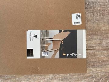 Nordic houten decoratie wolf - nooit opengedaan beschikbaar voor biedingen