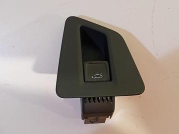ACHTERKLEP SCHAKELAAR Touareg (3G0959831|3G0959832A) beschikbaar voor biedingen