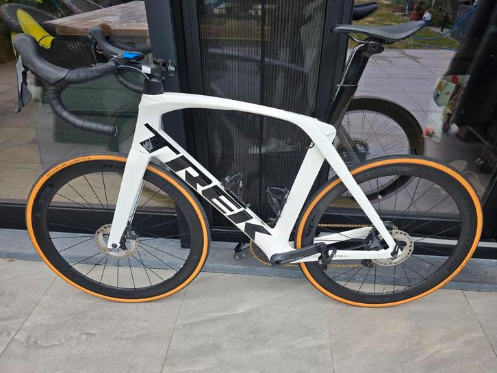 trek madone sl6  2023, Fietsen en Brommers, Fietsen | Racefietsen, Zo goed als nieuw, Ophalen