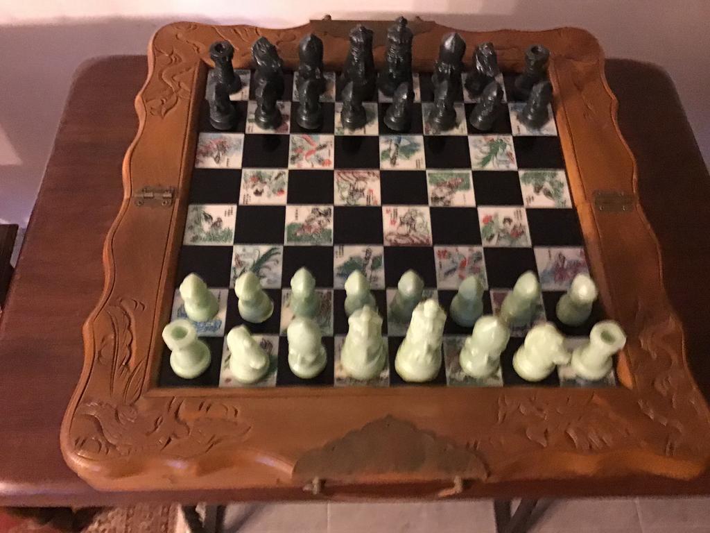 Compact prachtig Chinees schaakspel., Hobby en Vrije tijd, Gezelschapsspellen | Bordspellen, Ophalen of Verzenden