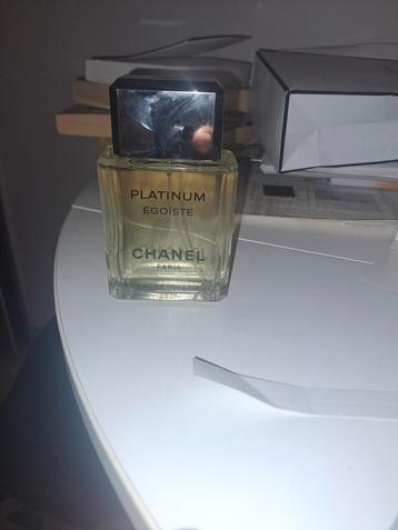Parfum platinum egoist version 2021. Comme neuf