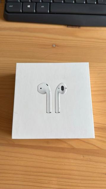 Airpods te koop beschikbaar voor biedingen