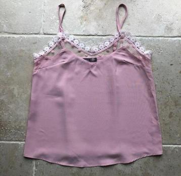 SHEIN roze top beschikbaar voor biedingen