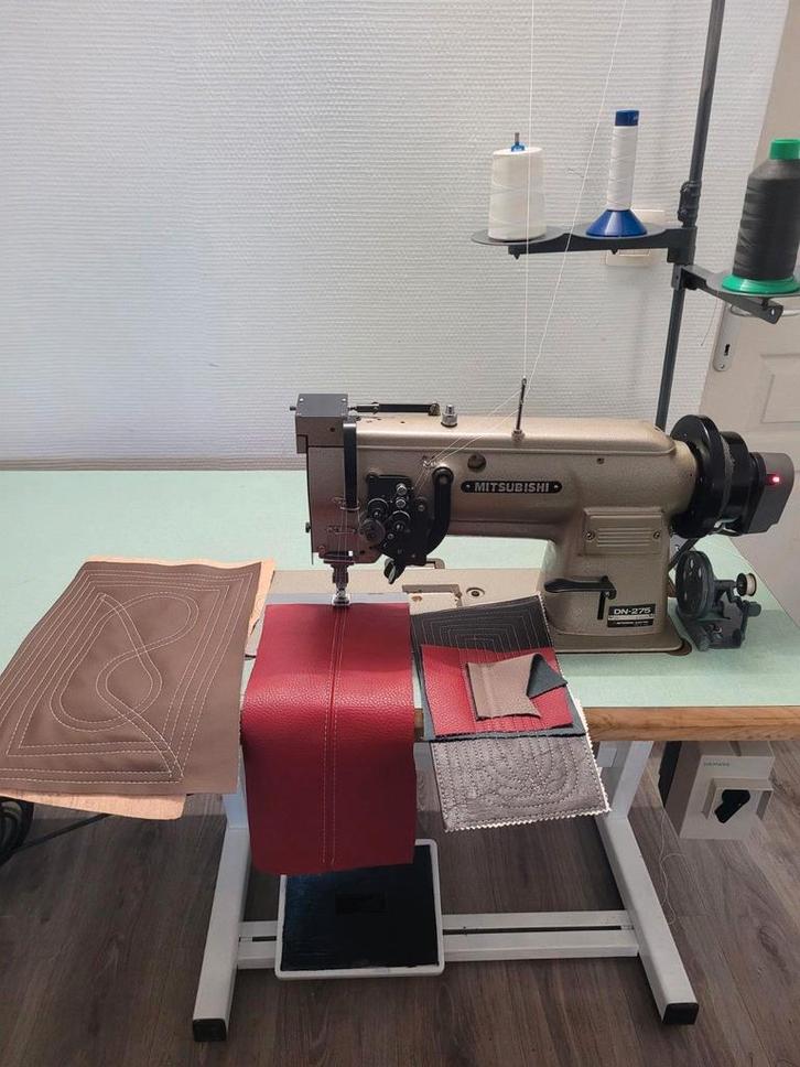 industriële naaimachine met dubbele aandrijf+dubbele lucht, Hobby en Vrije tijd, Naaimachines en Toebehoren, Gebruikt, Naaimachine