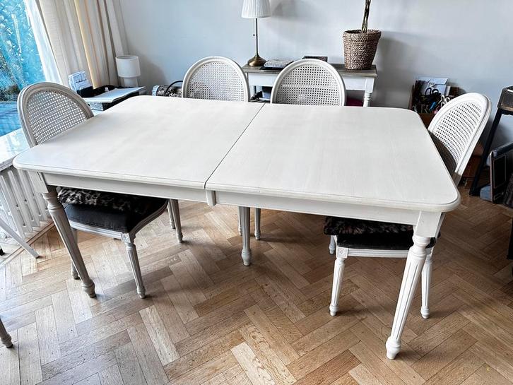 Ensemble table salle à manger et 6 chaises style Louis VI, Maison & Meubles, Tables | Tables à manger, Utilisé, 50 à 100 cm, 150 à 200 cm