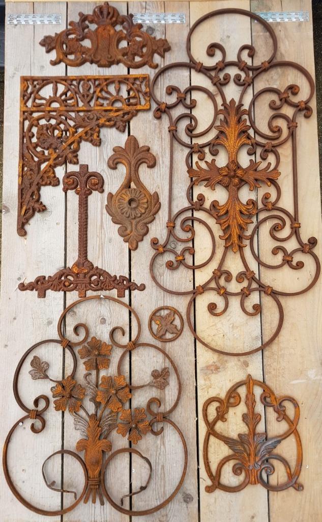 Diverse elementen ornamenten gietijzer poort hekwerk deur, Antiek en Kunst, Curiosa en Brocante, Ophalen of Verzenden