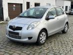 toyota yaris 2007 1.3 benzine, Auto's, Voorwielaandrijving, Stof, Metaalkleur, 4 cilinders