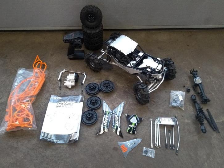 Axial rb10 tuned, Hobby en Vrije tijd, Modelbouw | Radiografisch | Auto's, Zo goed als nieuw, Ophalen of Verzenden