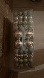 Set 100 kerstballen zilver nieuw in doos, Nieuw, Ophalen of Verzenden