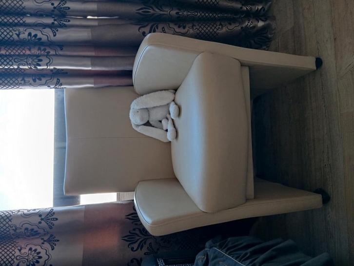 Confortabele beige fauteuil - in perfecte staat!, Huis en Inrichting, Fauteuils, Zo goed als nieuw, Stof, 50 tot 75 cm, 100 tot 125 cm