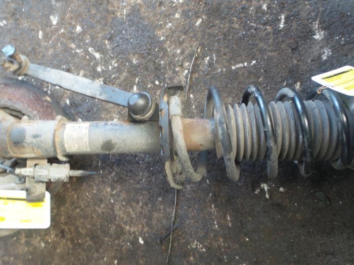 Schokdemperpoot links-voor van een Opel Astra, Auto-onderdelen, Ophanging en Onderstel, Opel, Gebruikt, 3 maanden garantie, Ophalen of Verzenden